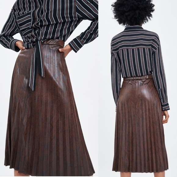 ZARA Animal Print Pleated Skirt - Picture 4 of 6